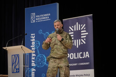kom. Grzegorz Skrzęta, Zastępca Dowódcy Samodzielnego Pododdziału Kontrterrorystycznego Policji w Rzeszowie.